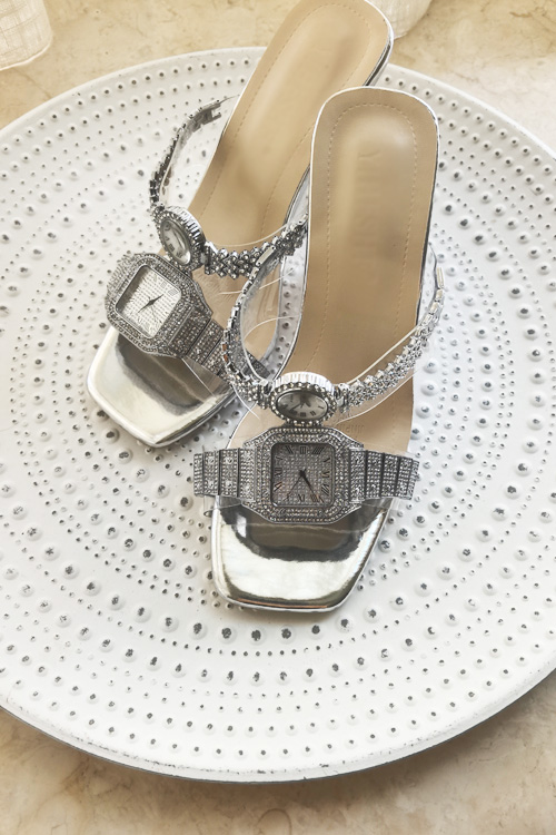 Leather Watch Strap - Sandalias de tacón alto con reloj